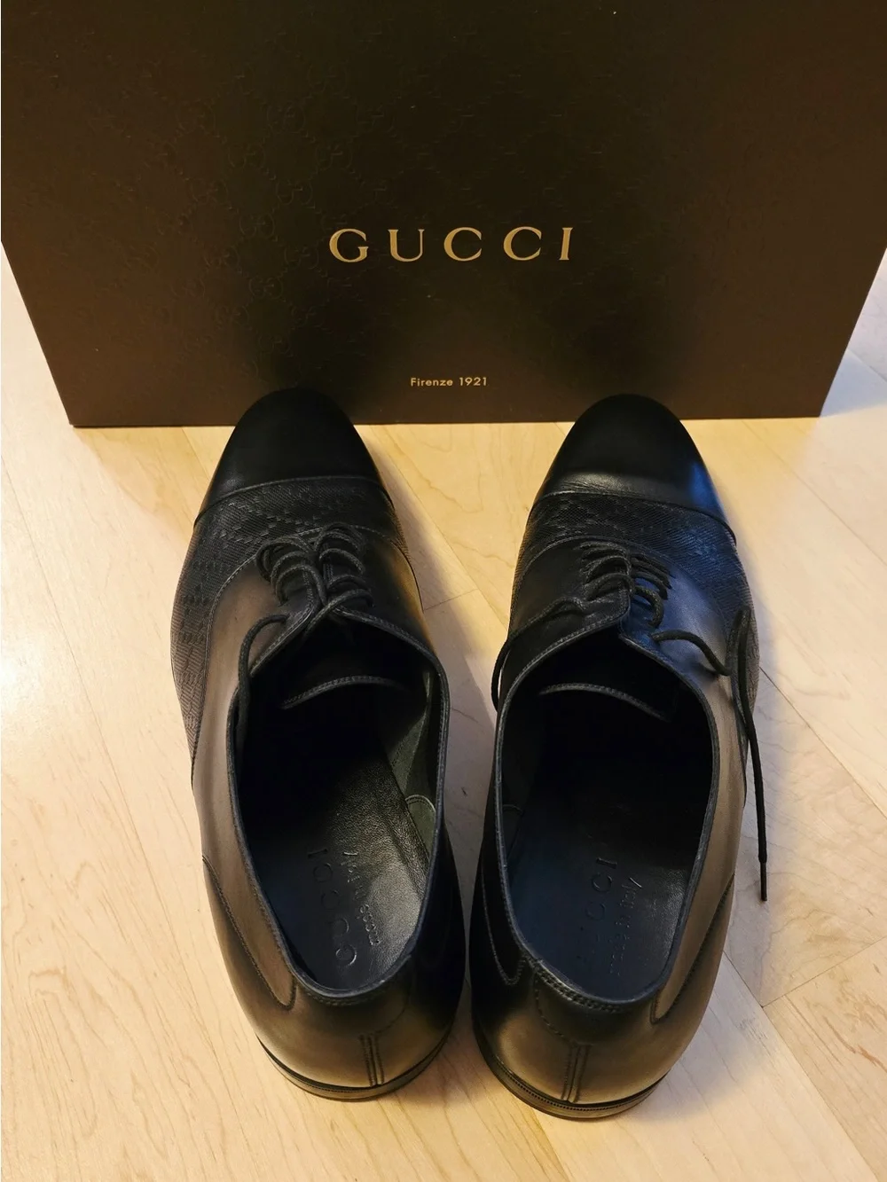 Like-new Gucci Tillman Diamante Cap Toe Oxford